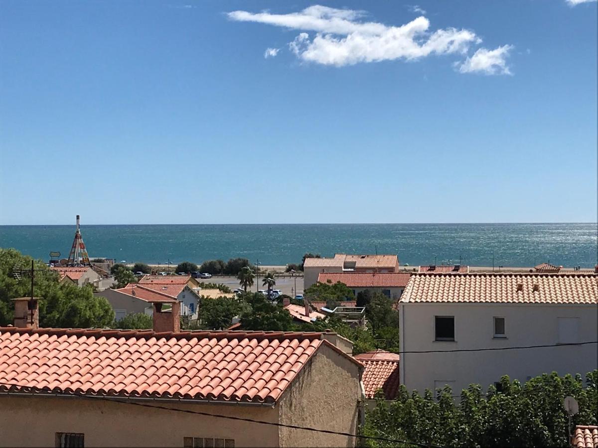 Appartement St Pierre La Mer Флёри Экстерьер фото